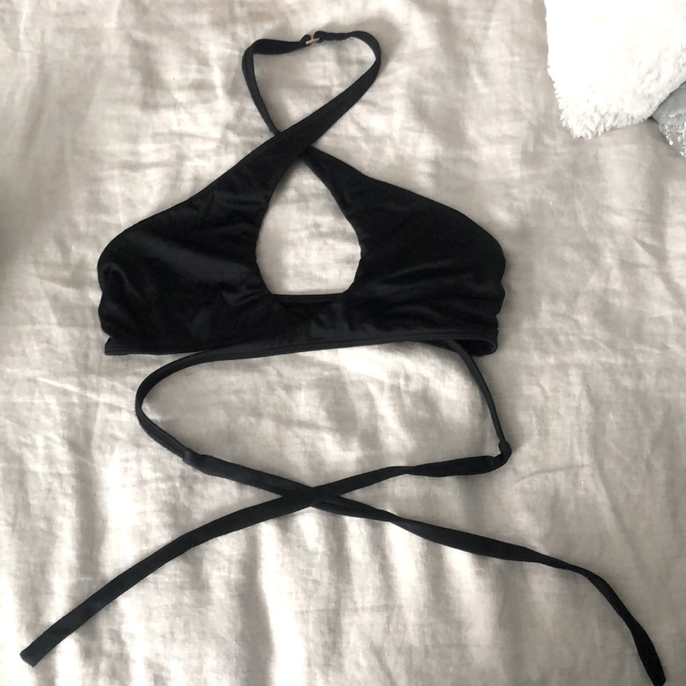 Victoria’s Secret sexy halter wrap bikini top size small